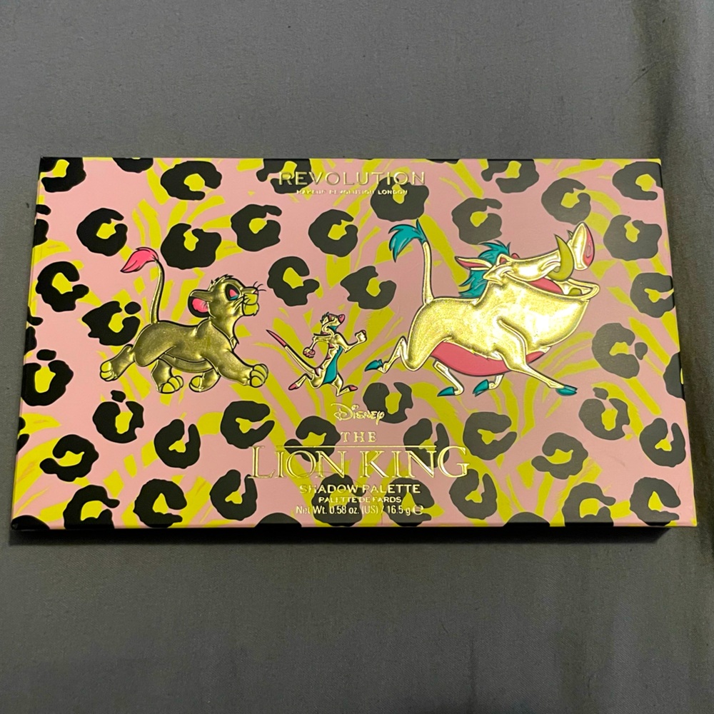 Disney The Lion King Eyeshadow Palette Hakuna Matata X Revolution